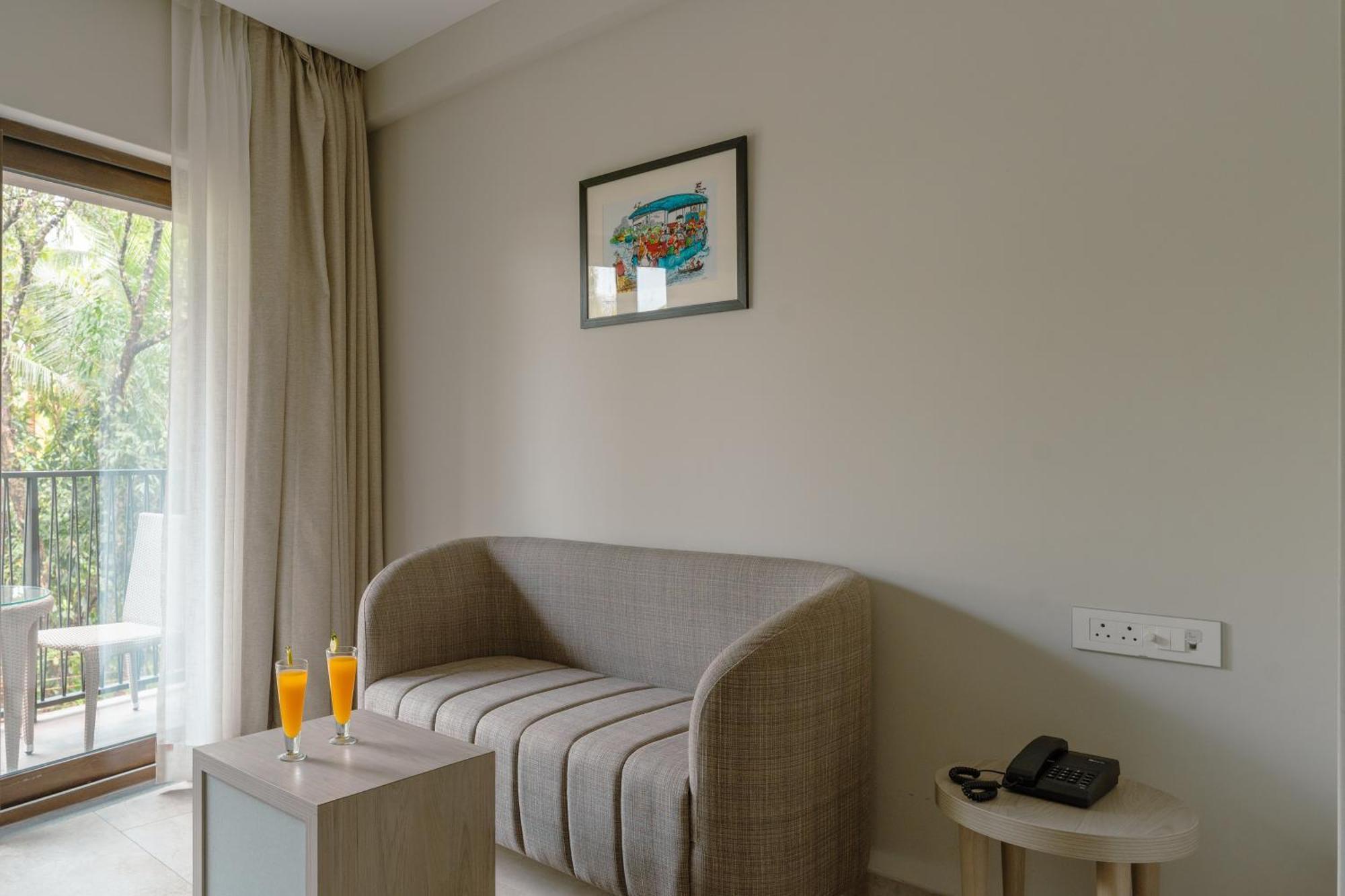 Comfort Inn Elite Jua Exterior photo